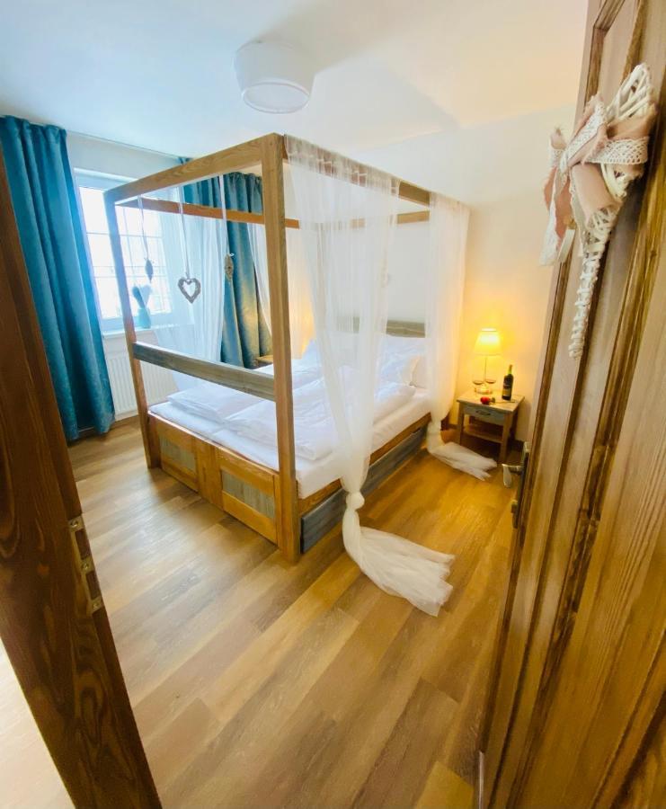 Blatnice pod Svatym Antoninkem Resort Rybnicek מראה חיצוני תמונה