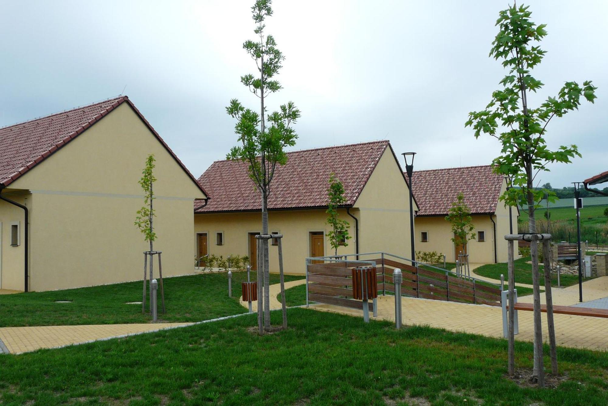 Blatnice pod Svatym Antoninkem Resort Rybnicek מראה חיצוני תמונה