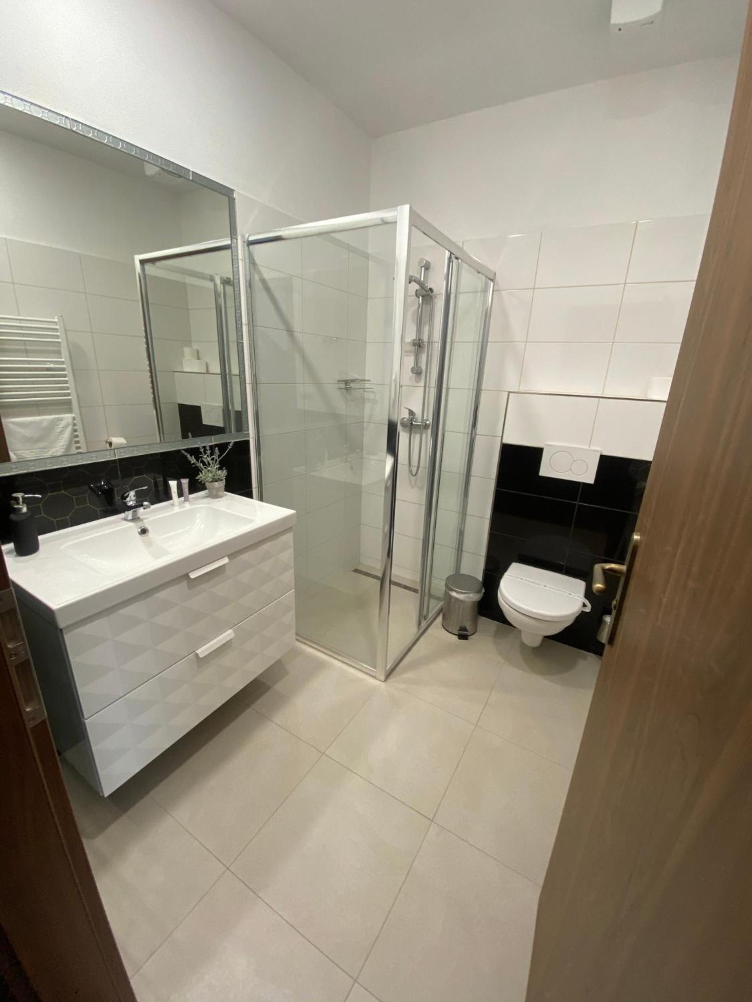 Blatnice pod Svatym Antoninkem Resort Rybnicek מראה חיצוני תמונה