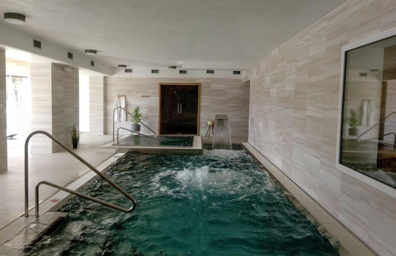 Blatnice pod Svatym Antoninkem Resort Rybnicek מראה חיצוני תמונה